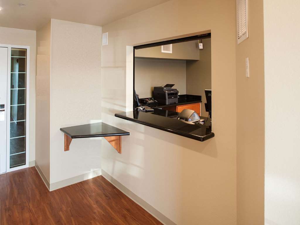 Extended Stay America Select Suites - Kalamazoo - West Interior photo